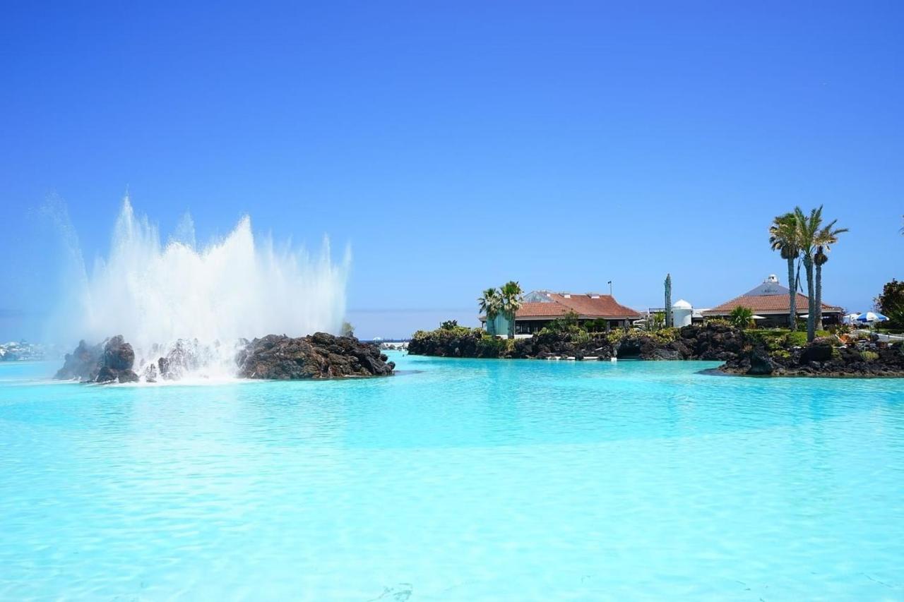 Palmeras Playa Studio: Pools, Beach, Sun & Shore Puerto de la Cruz  Eksteriør billede